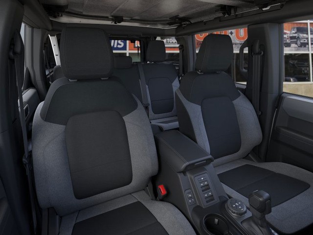 Ford Bronco Vehicle Image 10