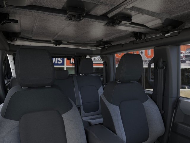 Ford Bronco Vehicle Image 12