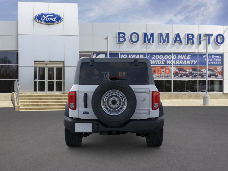 Ford Bronco Vehicle Image 05
