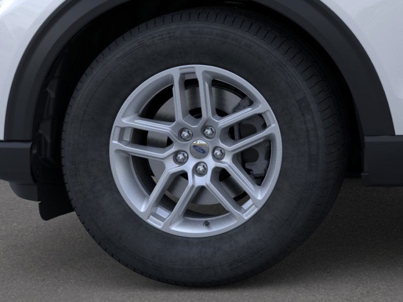 Ford Explorer Vehicle Image 19