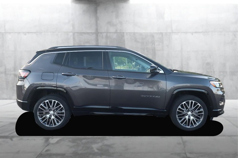 Jeep Compass Vehicle Image 05