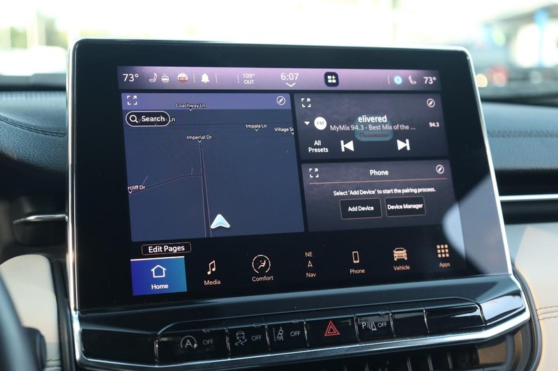 Jeep Compass Vehicle Image 11