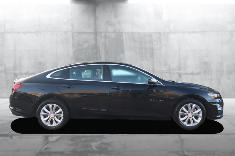 Chevrolet Malibu Vehicle Image 05
