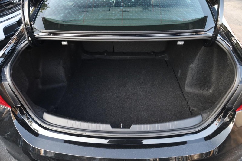 Chevrolet Malibu Vehicle Image 07