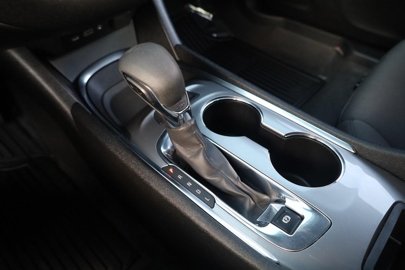 Chevrolet Malibu Vehicle Image 15