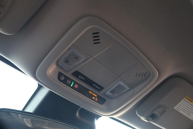 Chevrolet Malibu Vehicle Image 16