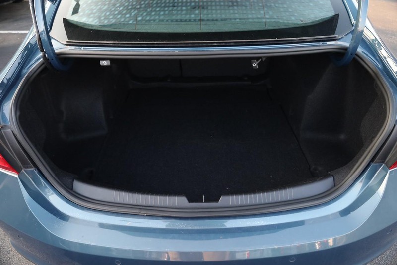 Chevrolet Malibu Vehicle Image 07
