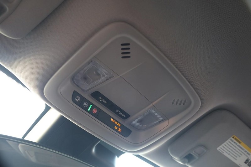 Chevrolet Malibu Vehicle Image 16
