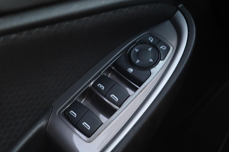 Chevrolet Malibu Vehicle Image 17