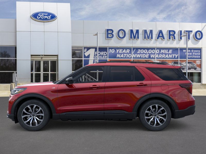 Ford Explorer Vehicle Image 03