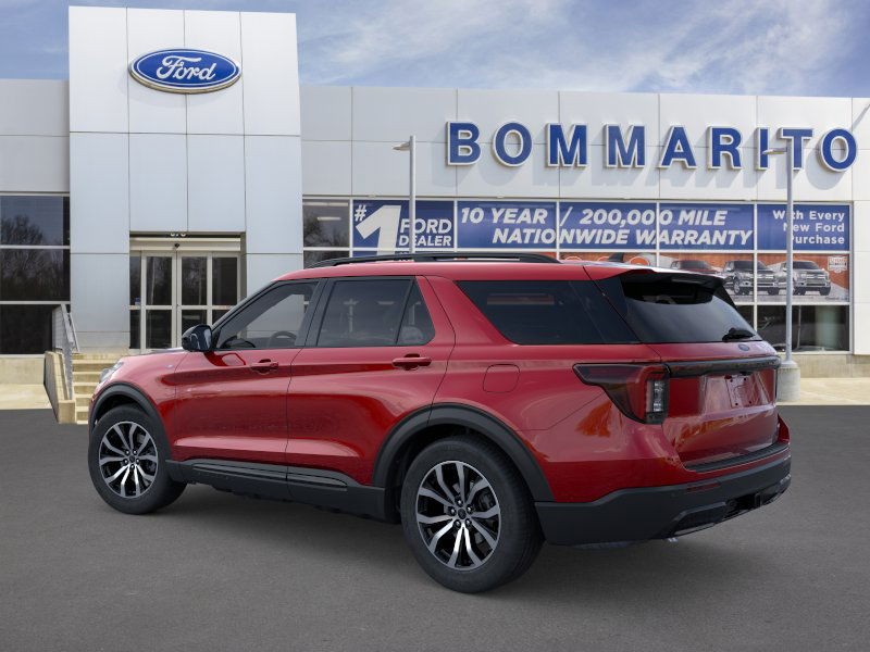 Ford Explorer Vehicle Image 04