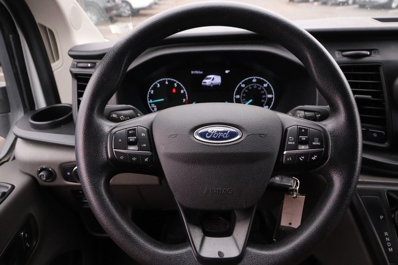 Ford Transit Cargo Van Vehicle Image 09