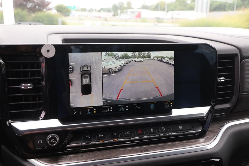 Chevrolet Silverado 1500 Vehicle Image 16