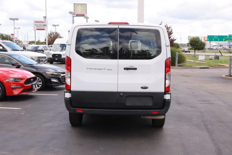 Ford Transit Cargo Van Vehicle Image 06