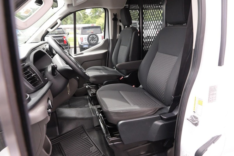Ford Transit Cargo Van Vehicle Image 08