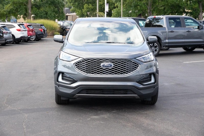 Ford Edge Vehicle Image 04