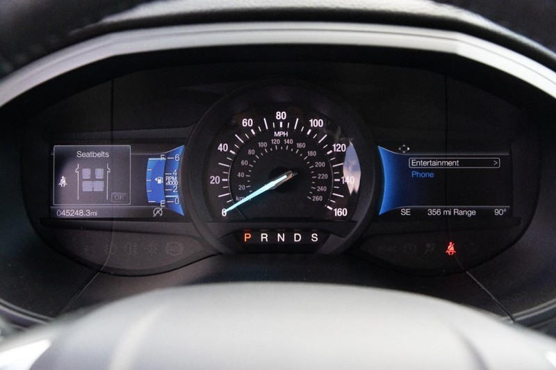 Ford Edge Vehicle Image 13