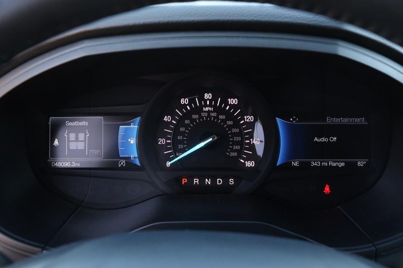 Ford Edge Vehicle Image 13
