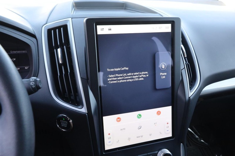 Ford Edge Vehicle Image 15