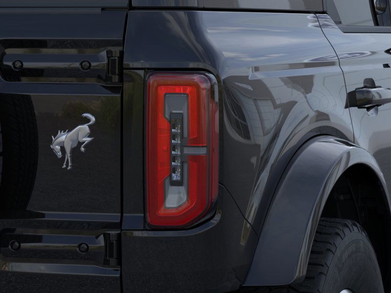 Ford Bronco Vehicle Image 23