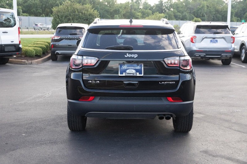 Jeep Compass Vehicle Image 06
