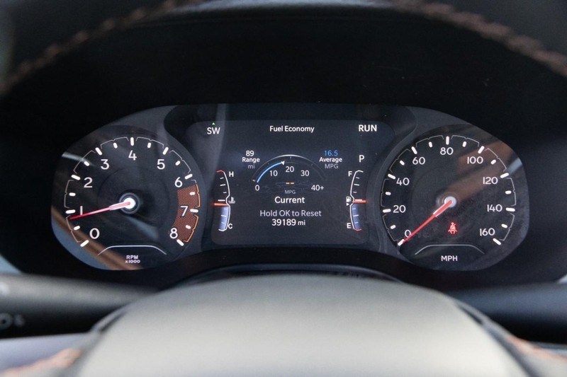 Jeep Compass Vehicle Image 14