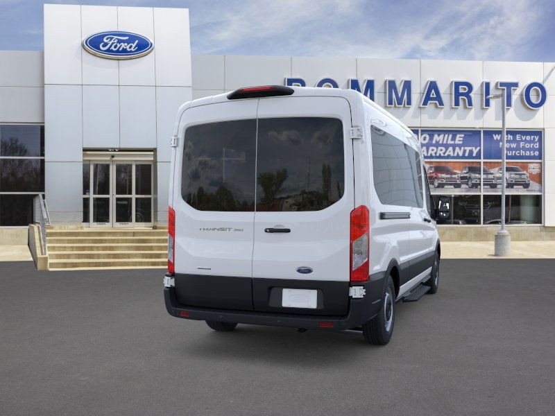 Ford Transit Passenger Wagon Vehicle Image 08