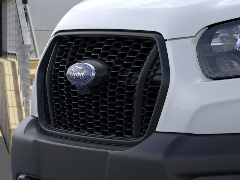 Ford Transit Passenger Wagon Vehicle Image 17