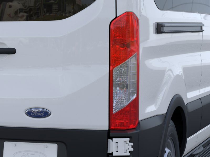 Ford Transit Passenger Wagon Vehicle Image 21
