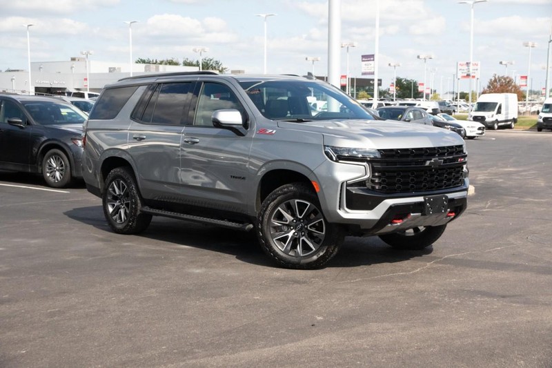 Chevrolet Tahoe Vehicle Image 02
