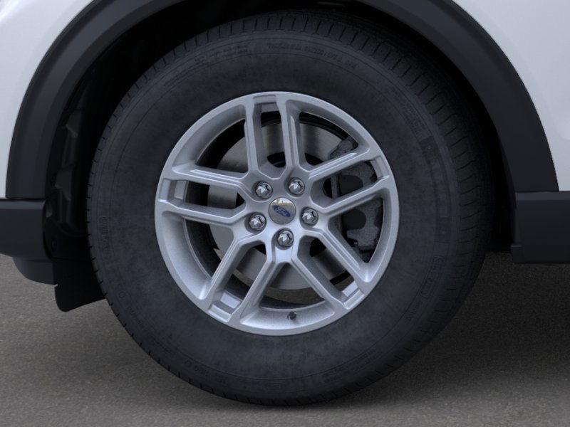 Ford Explorer Vehicle Image 19