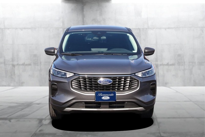 Ford Escape Vehicle Image 04