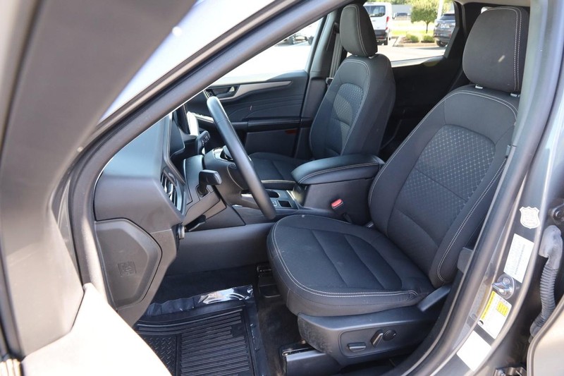 Ford Escape Vehicle Image 09