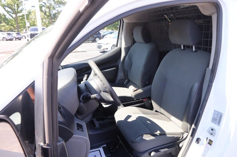 Nissan NV200 Vehicle Image 07