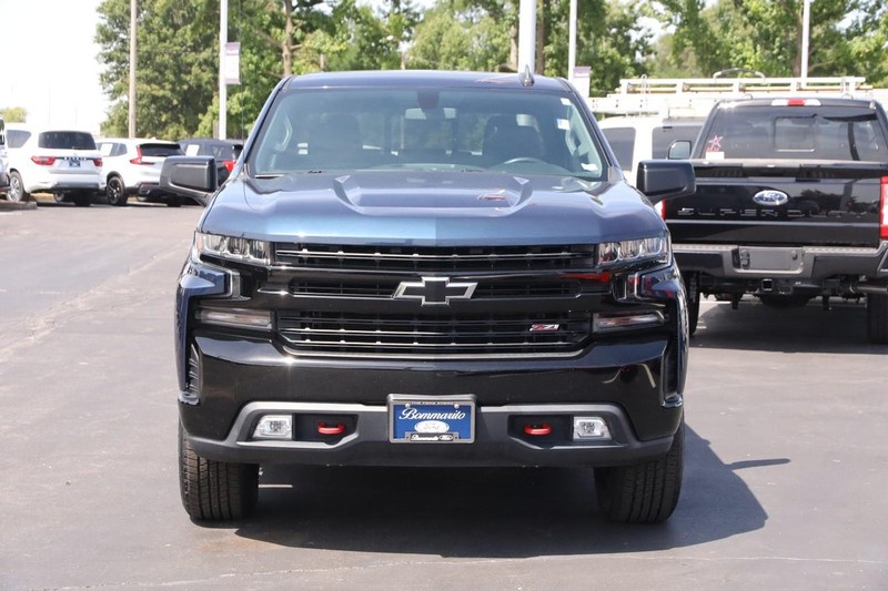 Chevrolet Silverado 1500 Vehicle Image 04