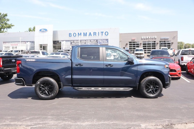 Chevrolet Silverado 1500 Vehicle Image 05