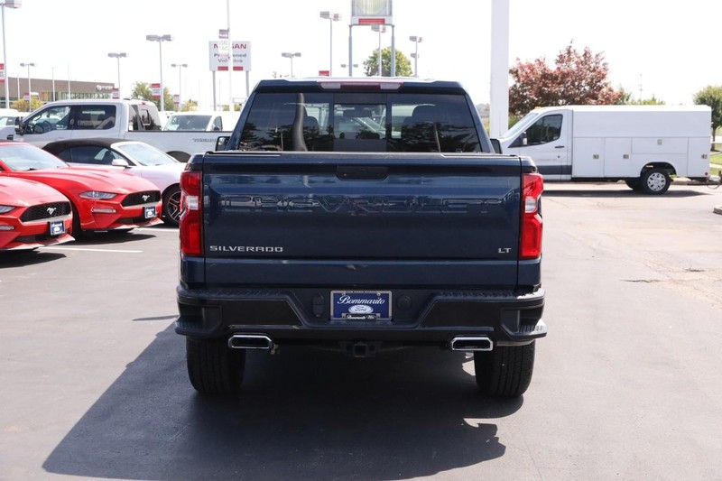 Chevrolet Silverado 1500 Vehicle Image 06