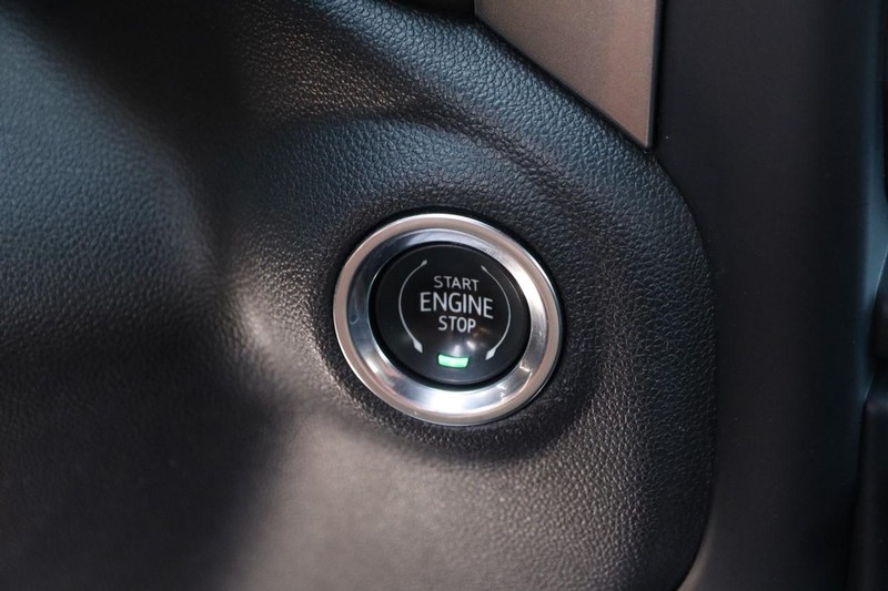 Chevrolet Silverado 1500 Vehicle Image 18