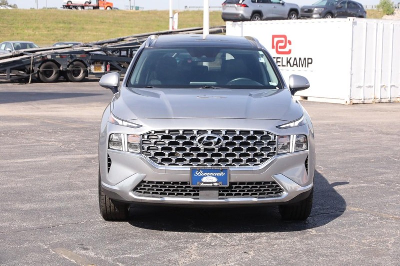 Hyundai Santa Fe Vehicle Image 04