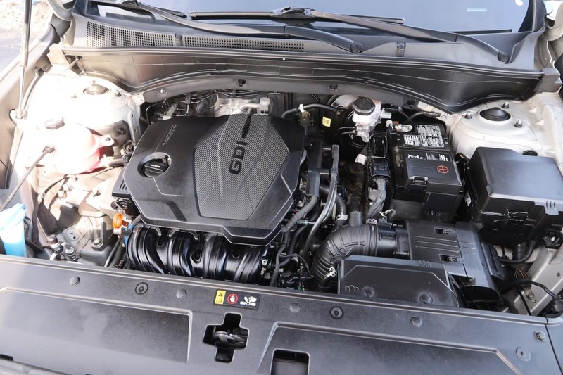 Hyundai Santa Fe Vehicle Image 28