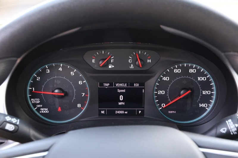 Chevrolet Malibu Vehicle Image 13