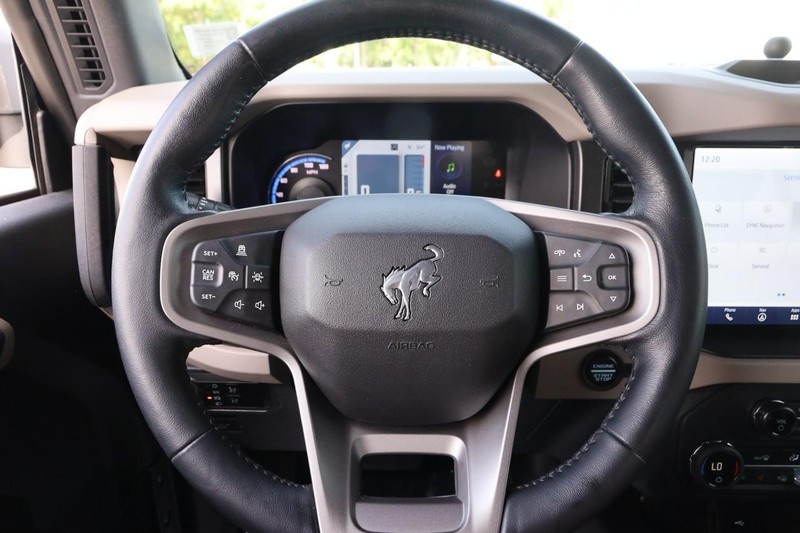 Ford Bronco Vehicle Image 10