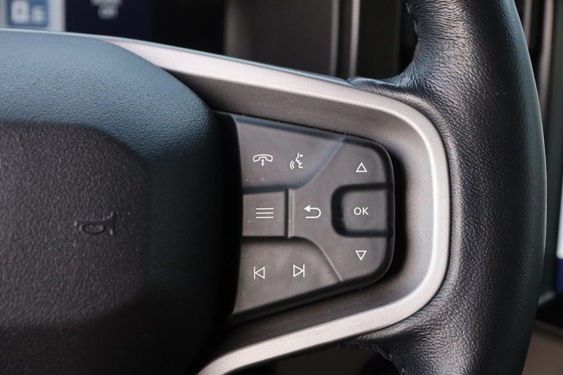 Ford Bronco Vehicle Image 12