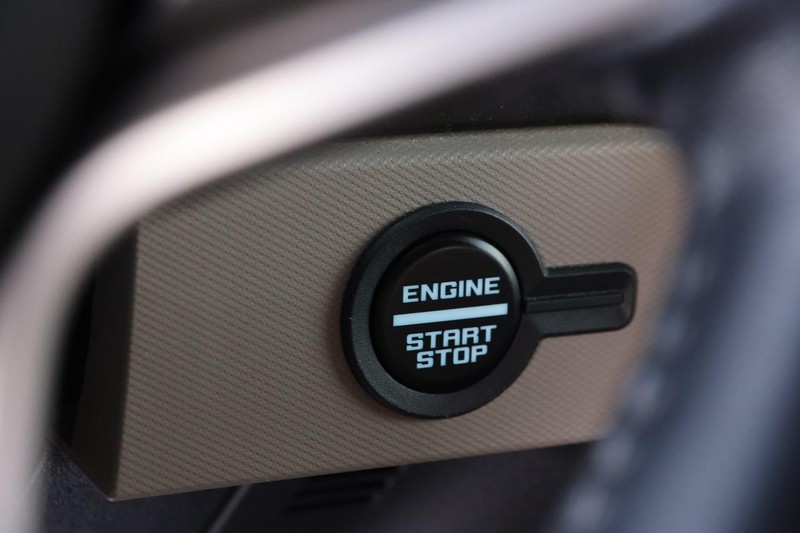 Ford Bronco Vehicle Image 14