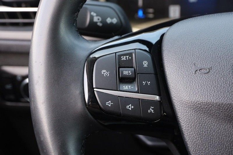 Ford Escape Vehicle Image 12