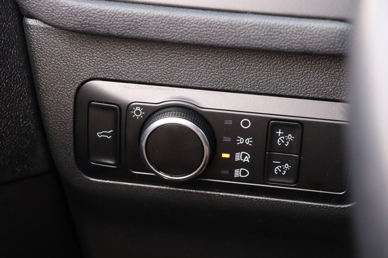 Ford Escape Vehicle Image 19