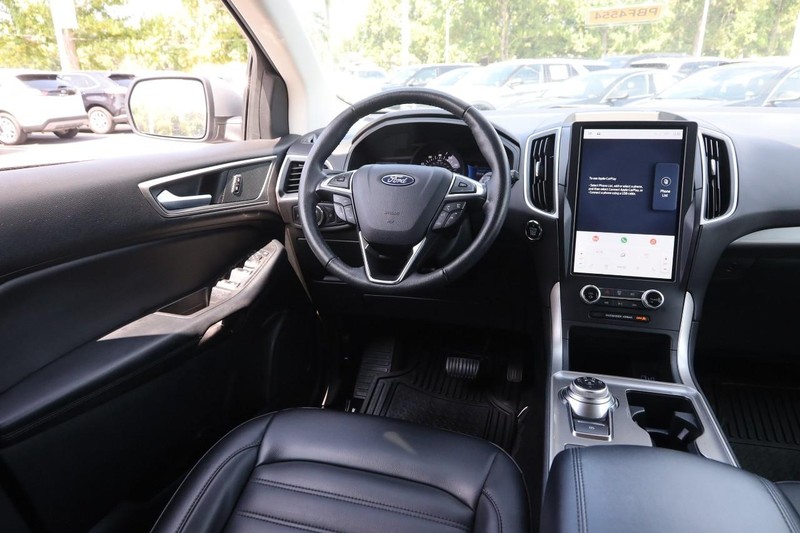 Ford Edge Vehicle Image 20