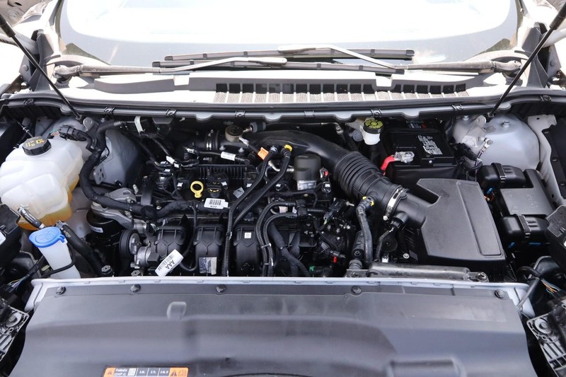 Ford Edge Vehicle Image 25
