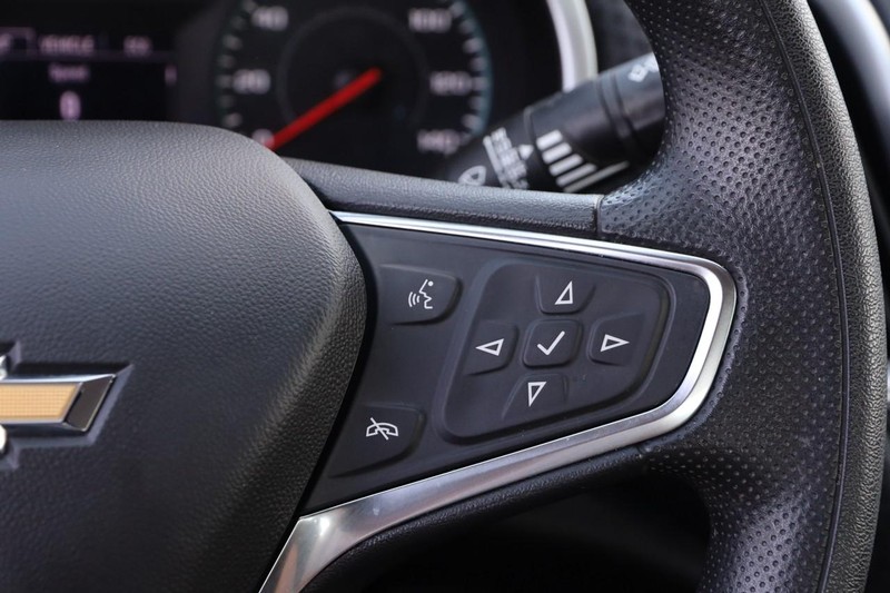 Chevrolet Malibu Vehicle Image 13