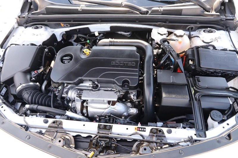 Chevrolet Malibu Vehicle Image 25